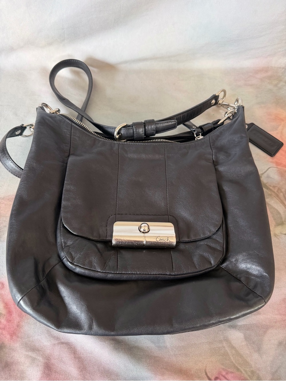 Coach Black Leather Shoulder Bag with Silver Turn-Lock